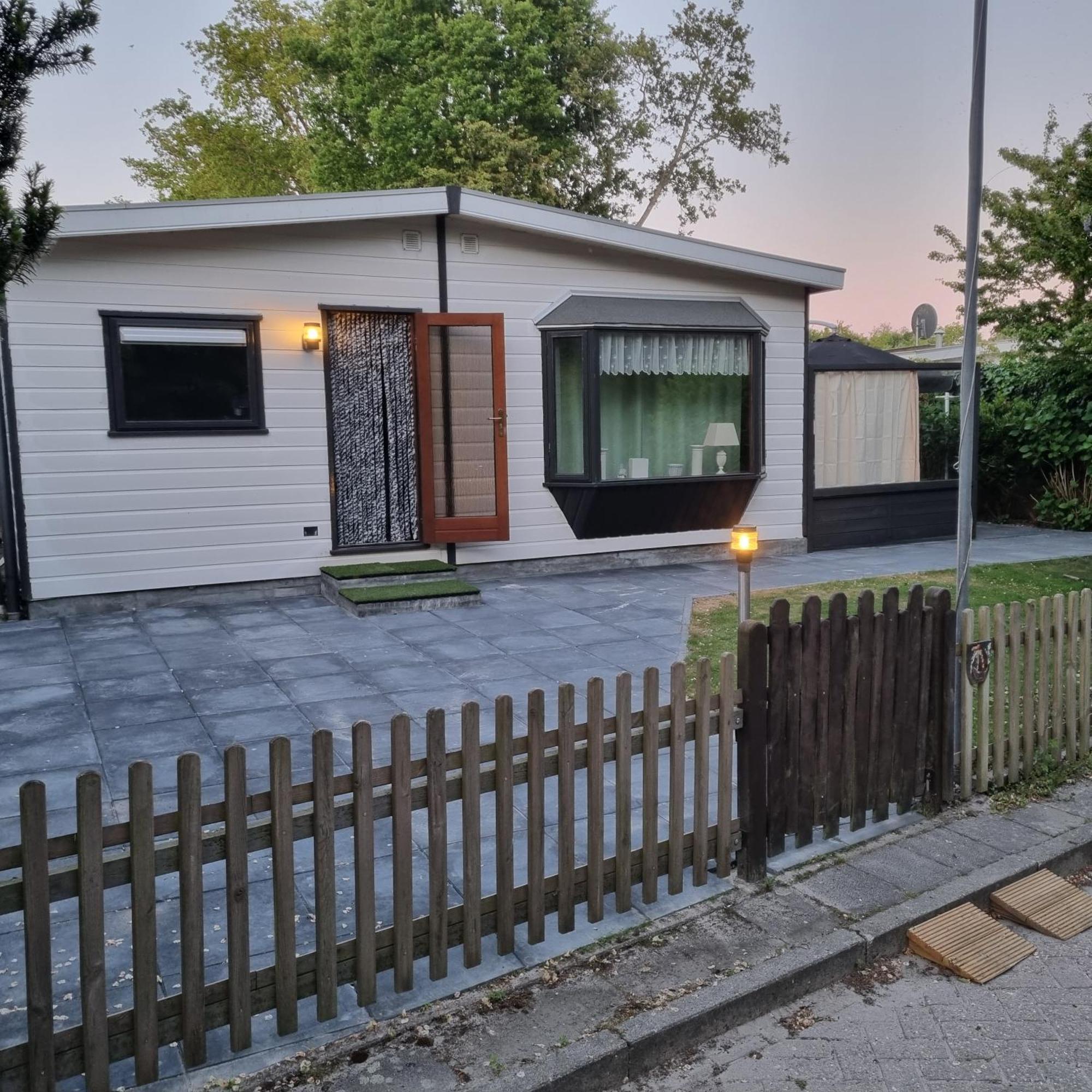 Ferienwohnung Direkt Am Strand In Makkum Dış mekan fotoğraf